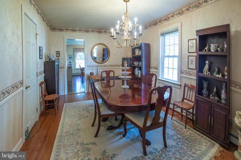 220 S 3rd St, Denton, MD 21629 photo 7