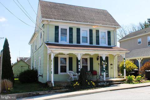14 N 4th St, Denton, MD 21629 photo 1