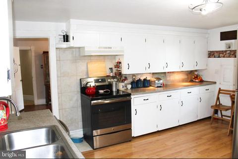 14 N 4th St, Denton, MD 21629 photo 11