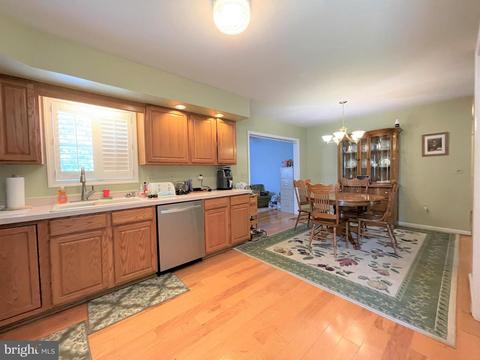 16 N Central Ave, Ridgely, MD 21660 photo 4