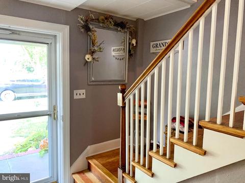 205 S 1st St, Denton, MD 21629 photo 4