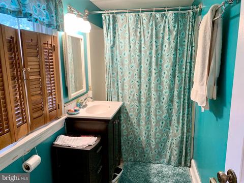 205 S 1st St, Denton, MD 21629 photo 17