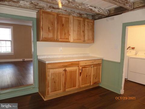 9 N 5th St, Denton, MD 21629 photo 3