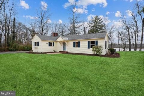 110 Sunset Dr, Denton, MD 21629 photo 1