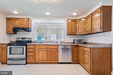 322 S 3rd St, Denton, MD 21629 photo 13