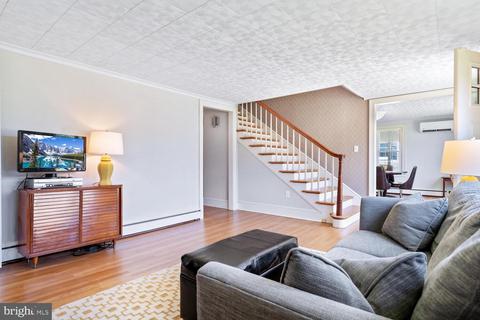 322 S 3rd St, Denton, MD 21629 photo 8