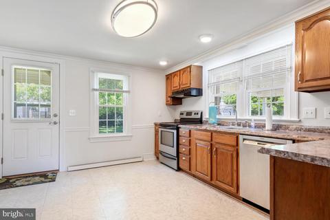 322 S 3rd St, Denton, MD 21629 photo 15