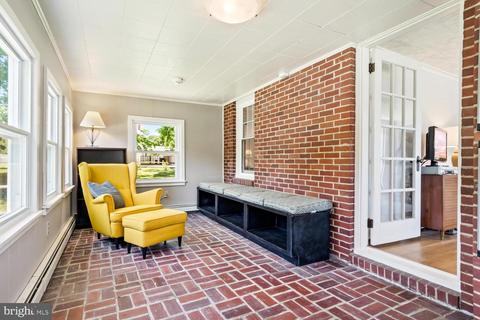 322 S 3rd St, Denton, MD 21629 photo 10