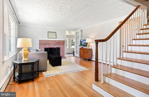 322 S 3rd St, Denton, MD 21629 photo 6