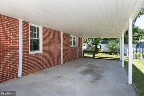 322 S 3rd St, Denton, MD 21629 photo 5