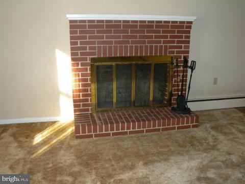 709 Randolph St, Denton, MD 21629 photo 3