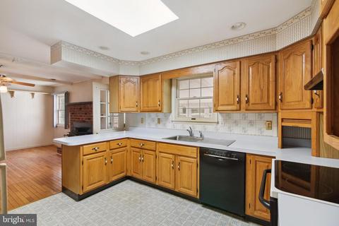 10496 Orly Dr, Denton, MD 21629 photo 4