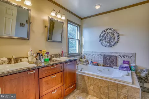 Undisclosed, Denton, MD 21629 photo 31