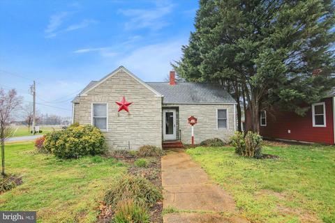 311 Park Ave, Ridgely, MD 21660