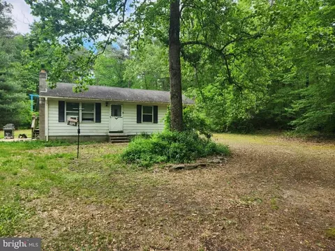 14401 Poplar St, Goldsboro, MD 21636