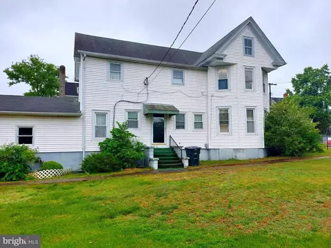 302 Academy Ave, Federalsburg, MD 21632