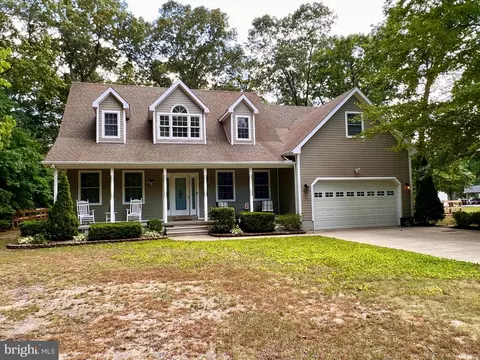 26059 Holly Ln, Greensboro, MD 21639