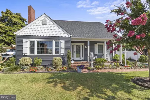 417 Academy Ave, Federalsburg, MD 21632