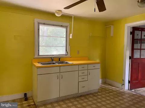 703 Camp Rd, Denton, MD 21629 photo 6