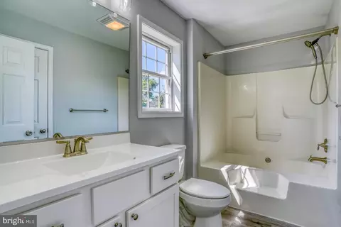 318 S 4th St, Denton, MD 21629 photo 25