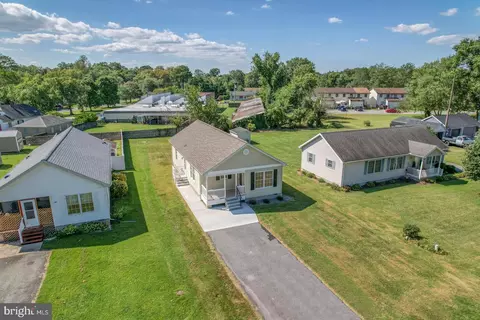 318 S 4th St, Denton, MD 21629 photo 4