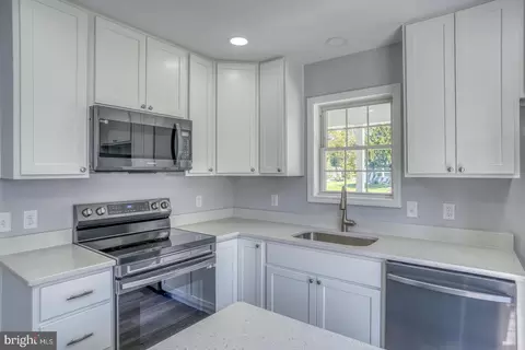 318 S 4th St, Denton, MD 21629 photo 13