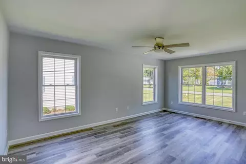 318 S 4th St, Denton, MD 21629 photo 9