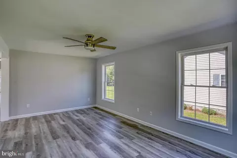 318 S 4th St, Denton, MD 21629 photo 6