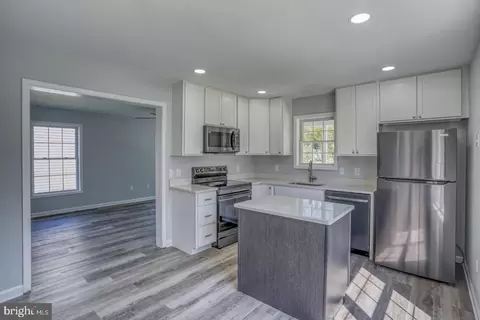 318 S 4th St, Denton, MD 21629 photo 11