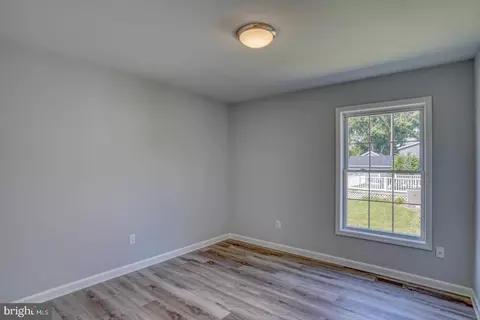 318 S 4th St, Denton, MD 21629 photo 16