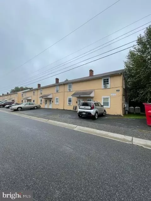 217 Third, Denton, MD 21629 photo 2