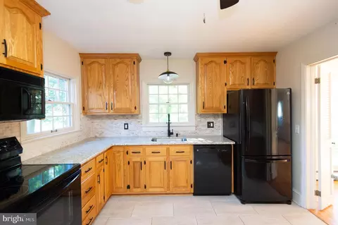 202 Sunset Dr, Denton, MD 21629 photo 15