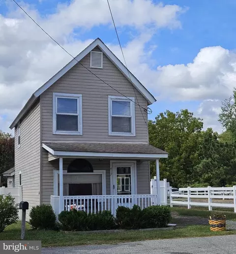 417 Lockerman St, Denton, MD 21629 photo 1