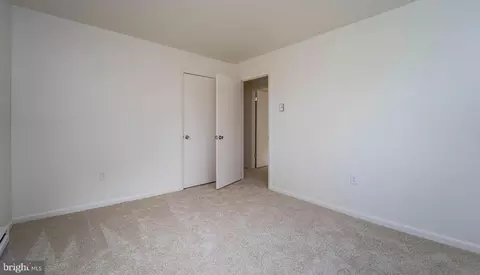 Bedroom - 4331 Poplar Neck Rd, Preston, MD 21655 photo 3 of 3