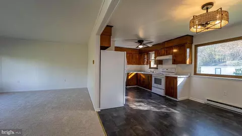 Kitchen - 4331 Poplar Neck Rd, Preston, MD 21655 photo 5 of 5