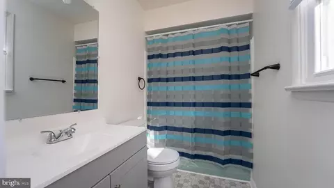 Bath - 4331 Poplar Neck Rd, Preston, MD 21655 photo 3 of 4