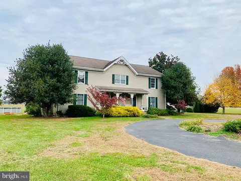 25586 Hignutt Rd, Denton, MD 21629 photo 2