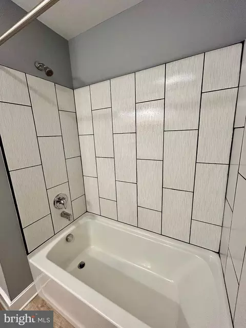 Bath - 427 Lockerman St, Denton, MD 21629 photo 3 of 4