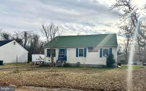 207 Brooklyn Ave, Federalsburg, MD 21632