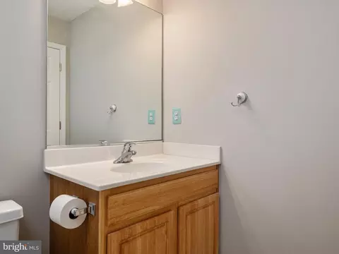 Bath - 1140 Canvasback Ln, Denton, MD 21629 photo 3 of 5