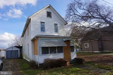 208 N Academy St, Greensboro, MD 21639