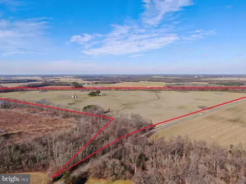 12786 Holly Rd, Greensboro, MD 21639