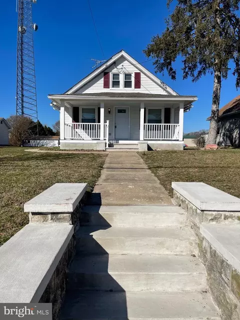 411 N 6th St, Denton, MD 21629