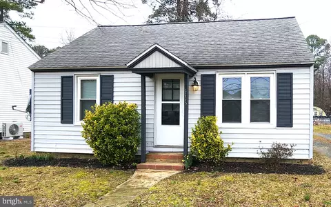1115 Market St, Denton, MD 21629