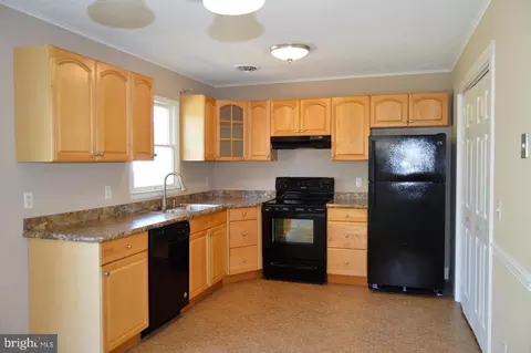 Kitchen - 408 Maple Ave, Ridgely, MD 21660 photo 1 of 2
