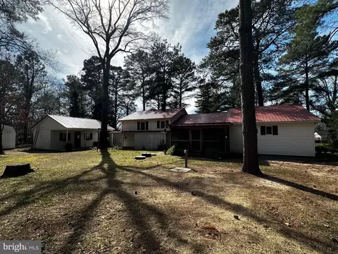 Exterior - 1007 S 2nd St, Denton, MD 21629 photo 2 of 4