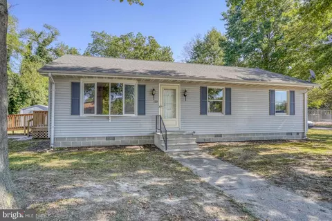 125 S 4th St, Denton, MD 21629