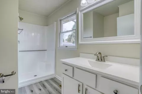125 S 4th St, Denton, MD 21629 photo 17