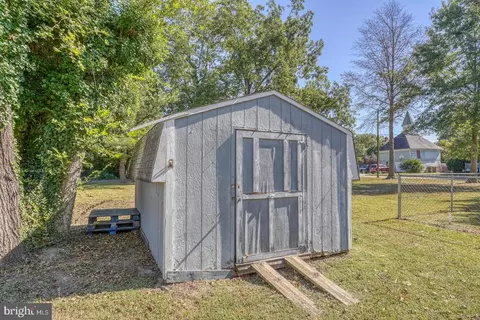 125 S 4th St, Denton, MD 21629 photo 35