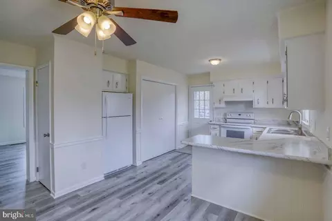 125 S 4th St, Denton, MD 21629 photo 7